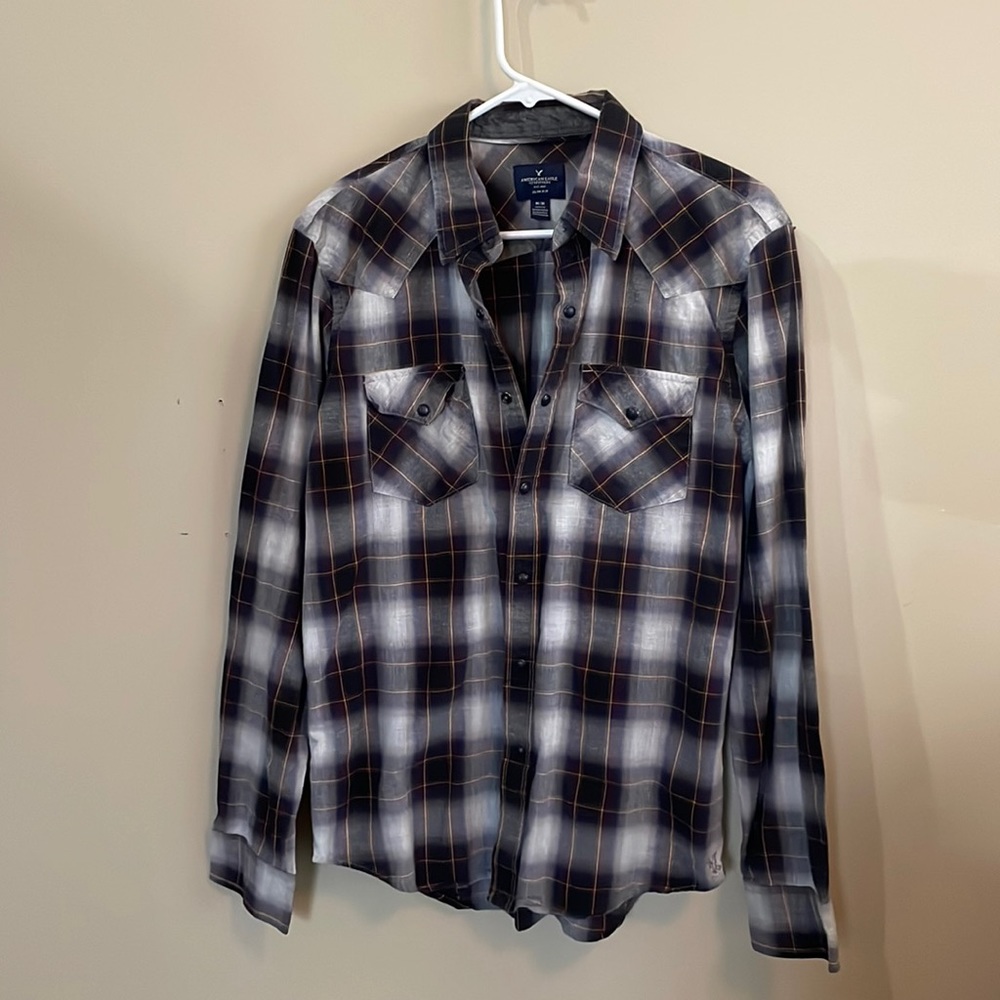 Plaid Men’s Button Down shirt 👔